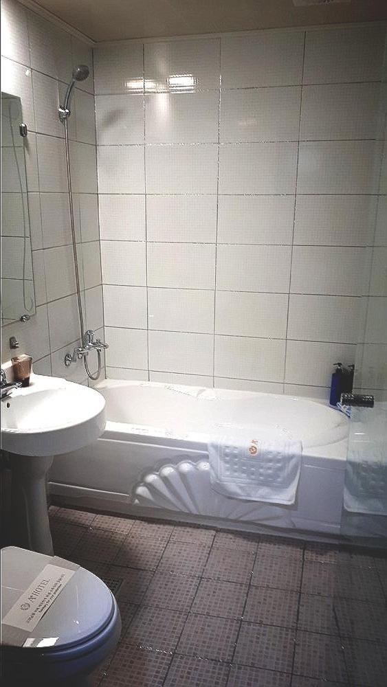 Geoje A-Plus Hotel Zewnętrze zdjęcie